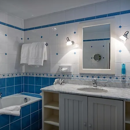 Hotel Sanglier Des Ardennes Otel Durbuy