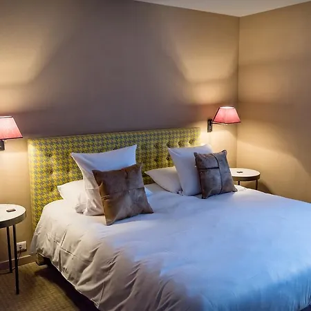 Отель Hotel Sanglier Des Ardennes 4*