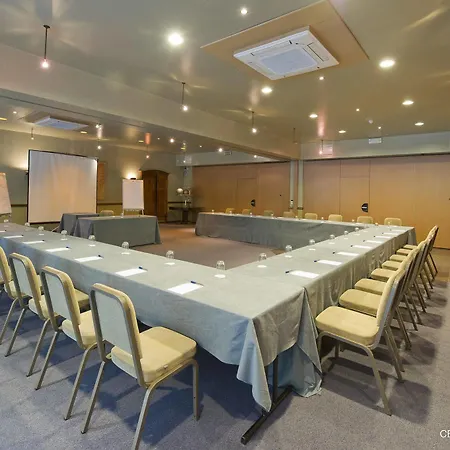 Hotel Sanglier Des Ardennes Отель